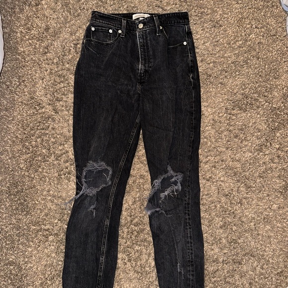 Abercrombie & Fitch high rise mom jeans - Picture 5 of 5